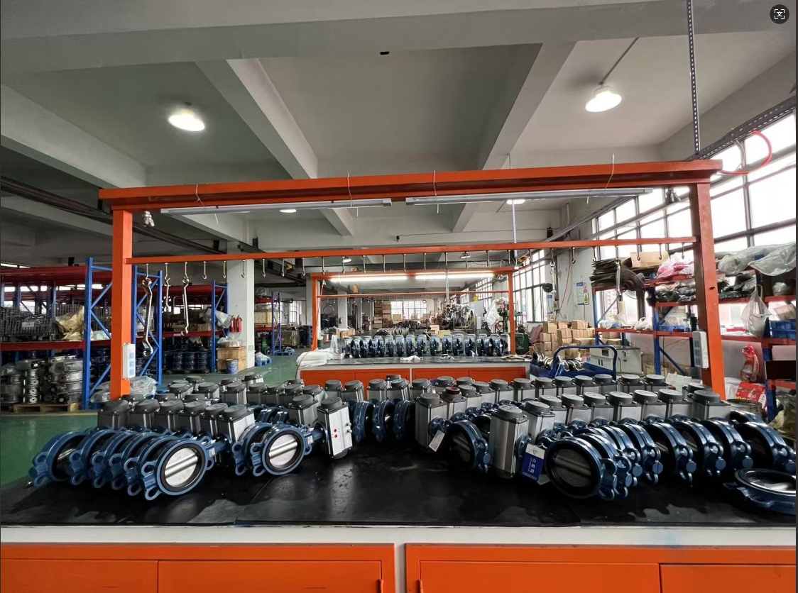 The production workshop of Zhongguan Valves has witnessed a vigorous construction boom